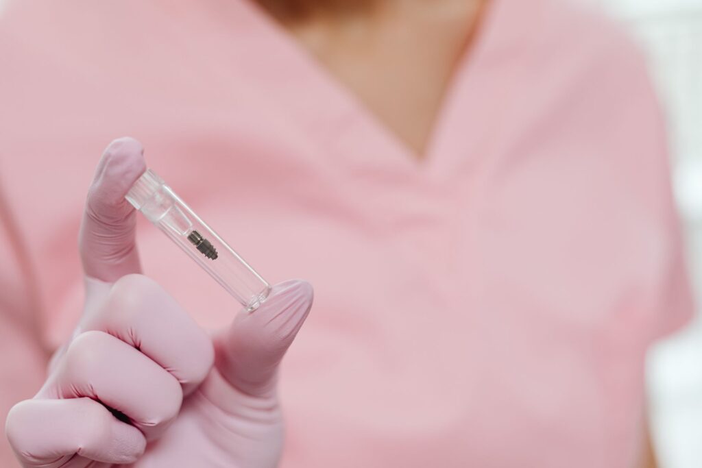 Qué ocurre si falta pieza dental y no se reemplaza
