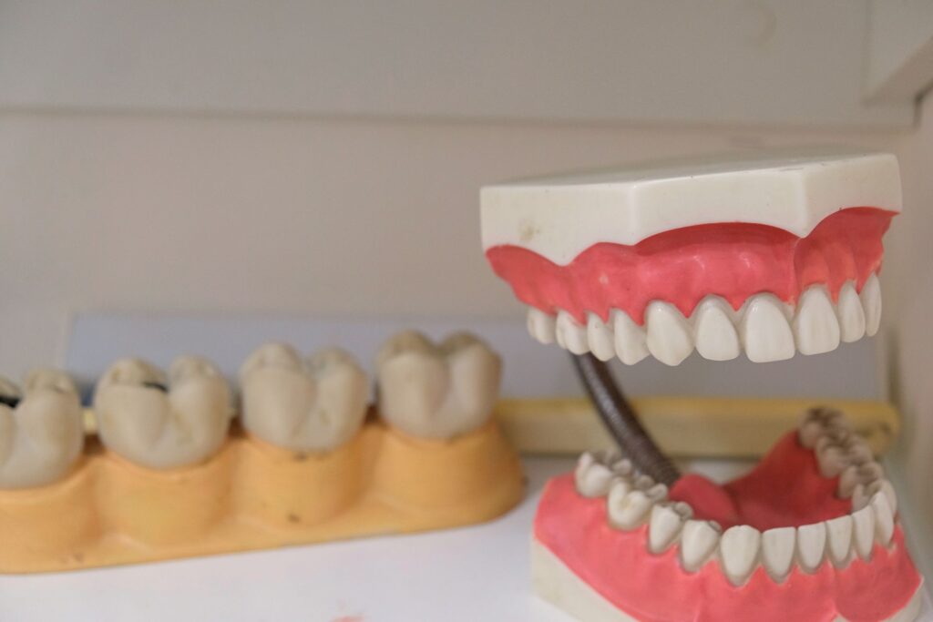 se desgastan los dientes con el paso del tiempo